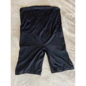 SOLD Maternity Athletic Bike Shorts (Large)